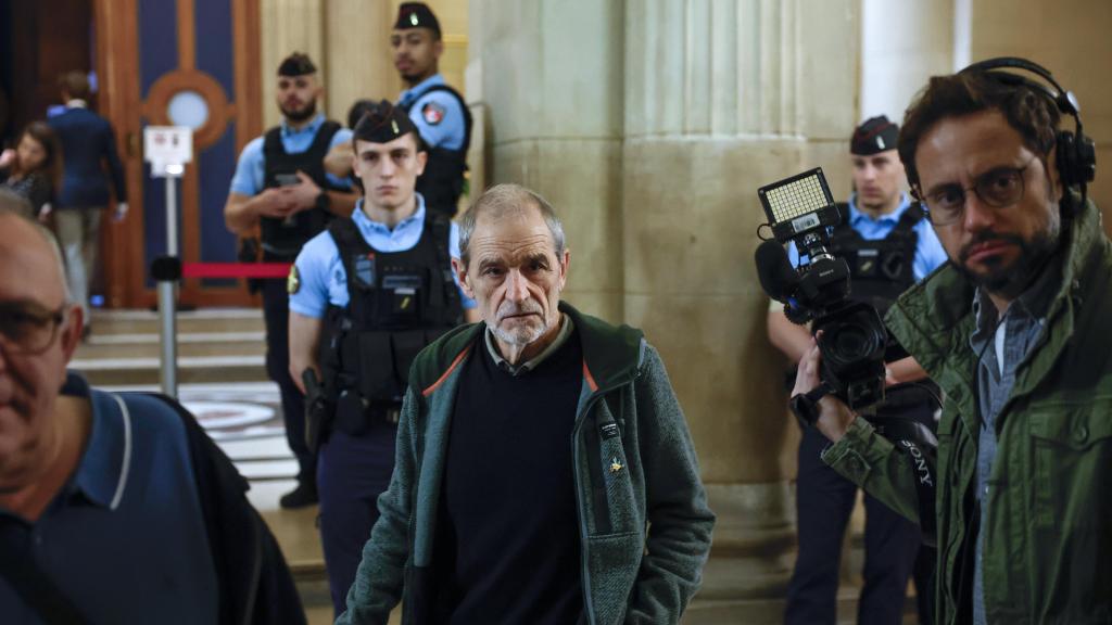 Jose Antonio Urrutikoetxea Bengoechea, alias Josu Ternera, a su llegada al Tribunal de Apelación de París