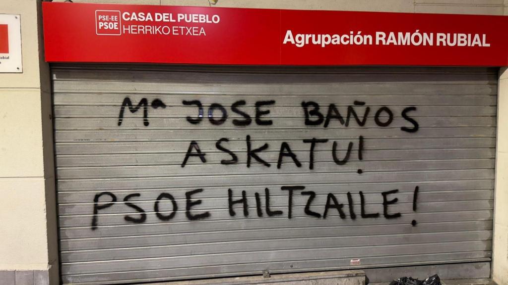 Nuevas pintadas en las sedes del PSE de Bizkaia