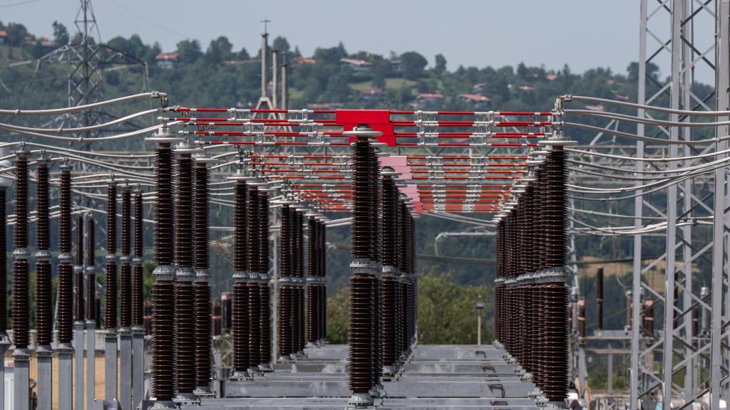 Subestación eléctrica de Gatika, de donde partirá el cable submarino con Francia / Iñaki Berasaluce E Press