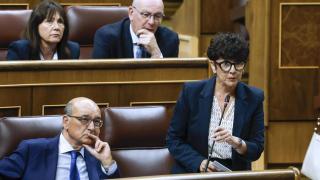 La portavoz del PNV en el Congreso, Maribel Vaquero, junto a otros miembros del partido 