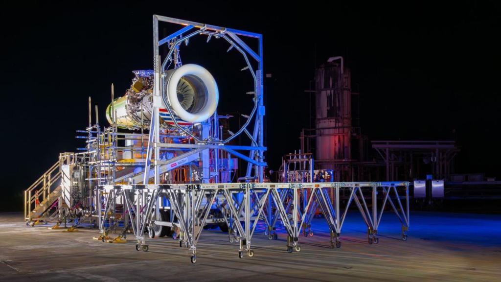 EasyJet y Rolls-Royce completan con éxito la primera prueba de la industria con un motor aeronáutico impulsado 100% por hidrógeno.