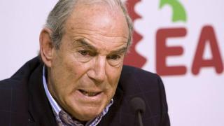 Carlos Garaikoetxea, fue el fundador de EA, formación socialdemócrata que se escindió del PNV en 1986 y que acabó integrándose en el EH Bildu. 