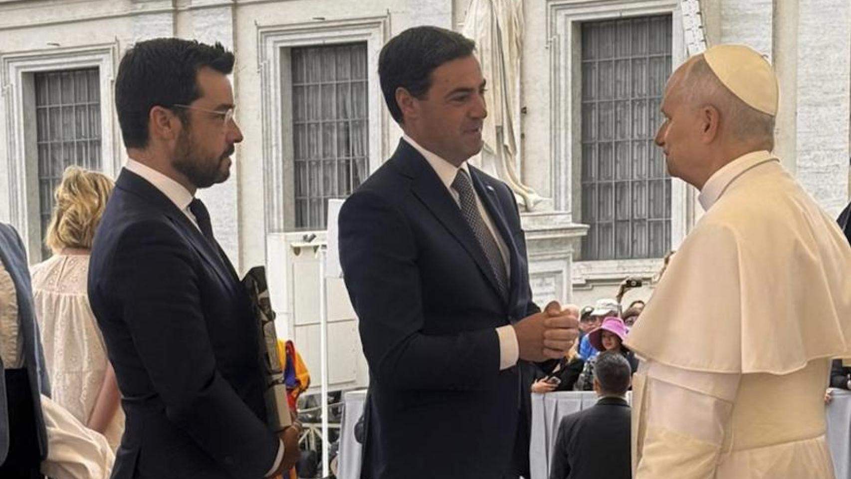 El Papa León XIV recibe al lehendakari, Imanol Pradales, en el Vaticano