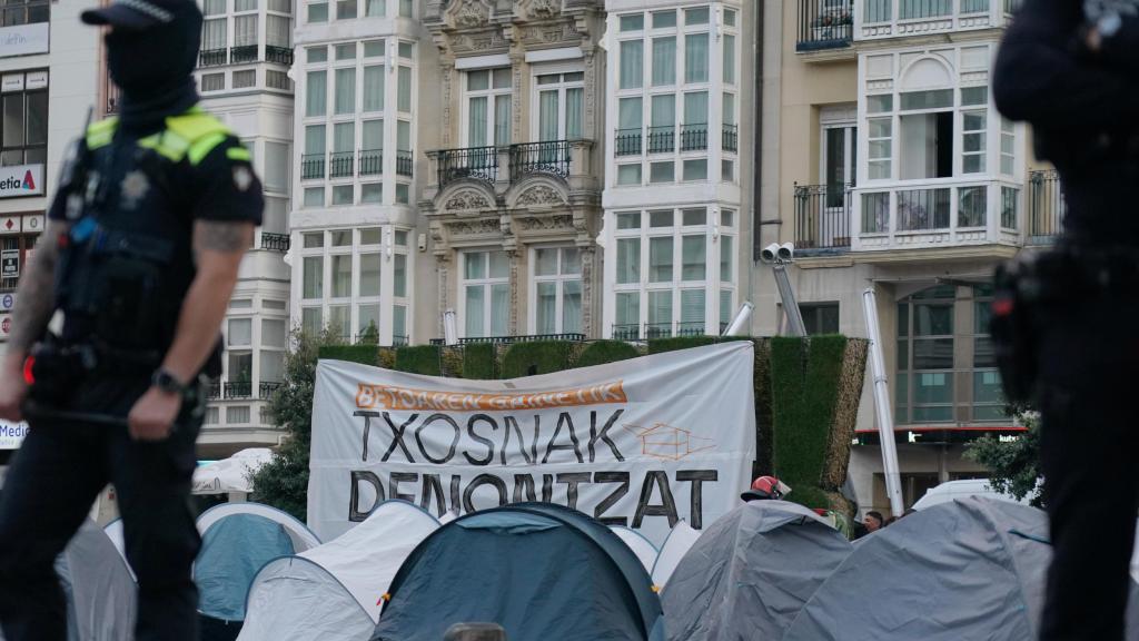 Acampada de GKS en Vitoria en julio de 2025