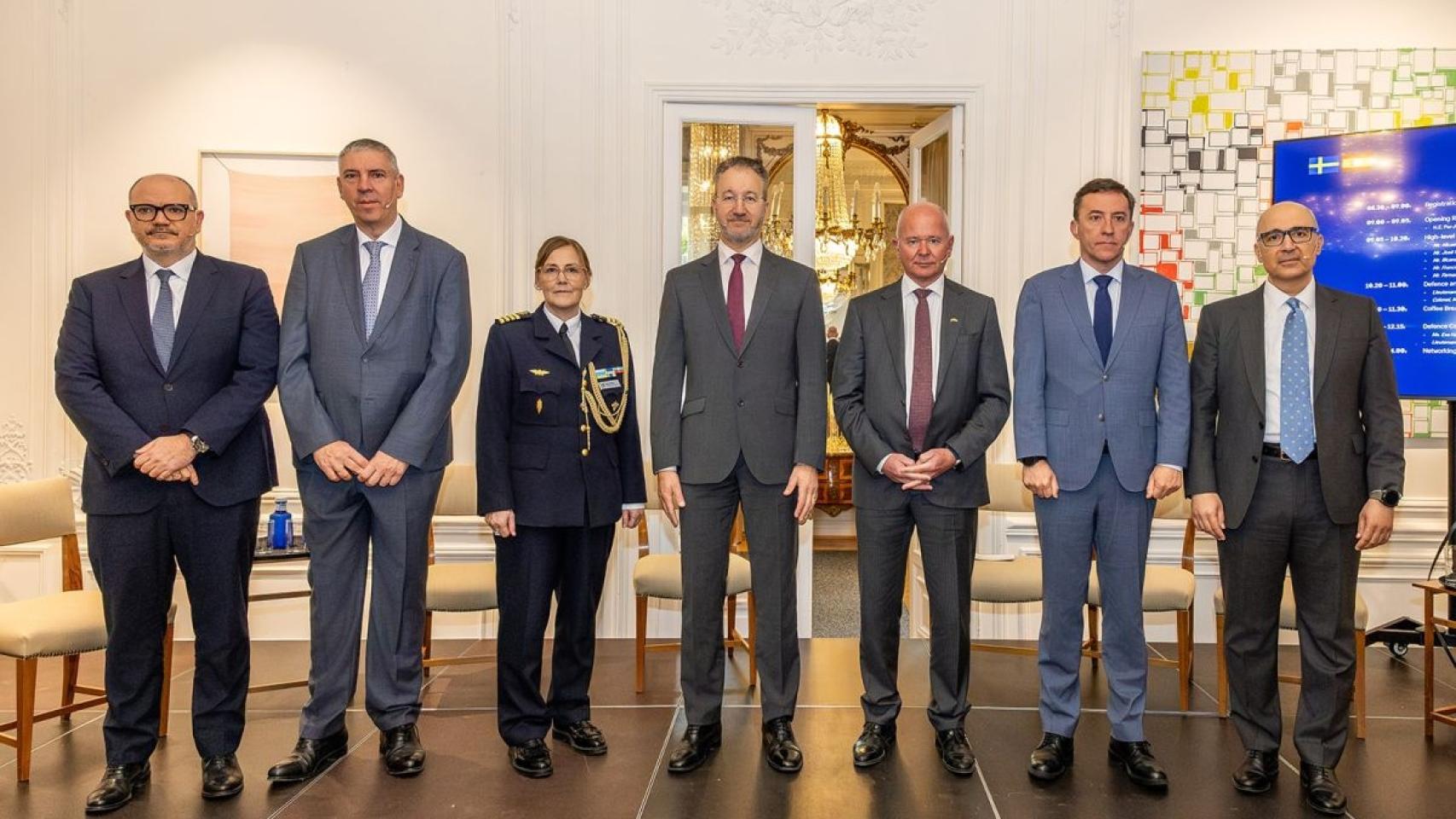 El Foro de Alto Nivel sobre Política e Industria de Defensa reúne a las Fuerzas Armadas y a empresas de Suecia y España
