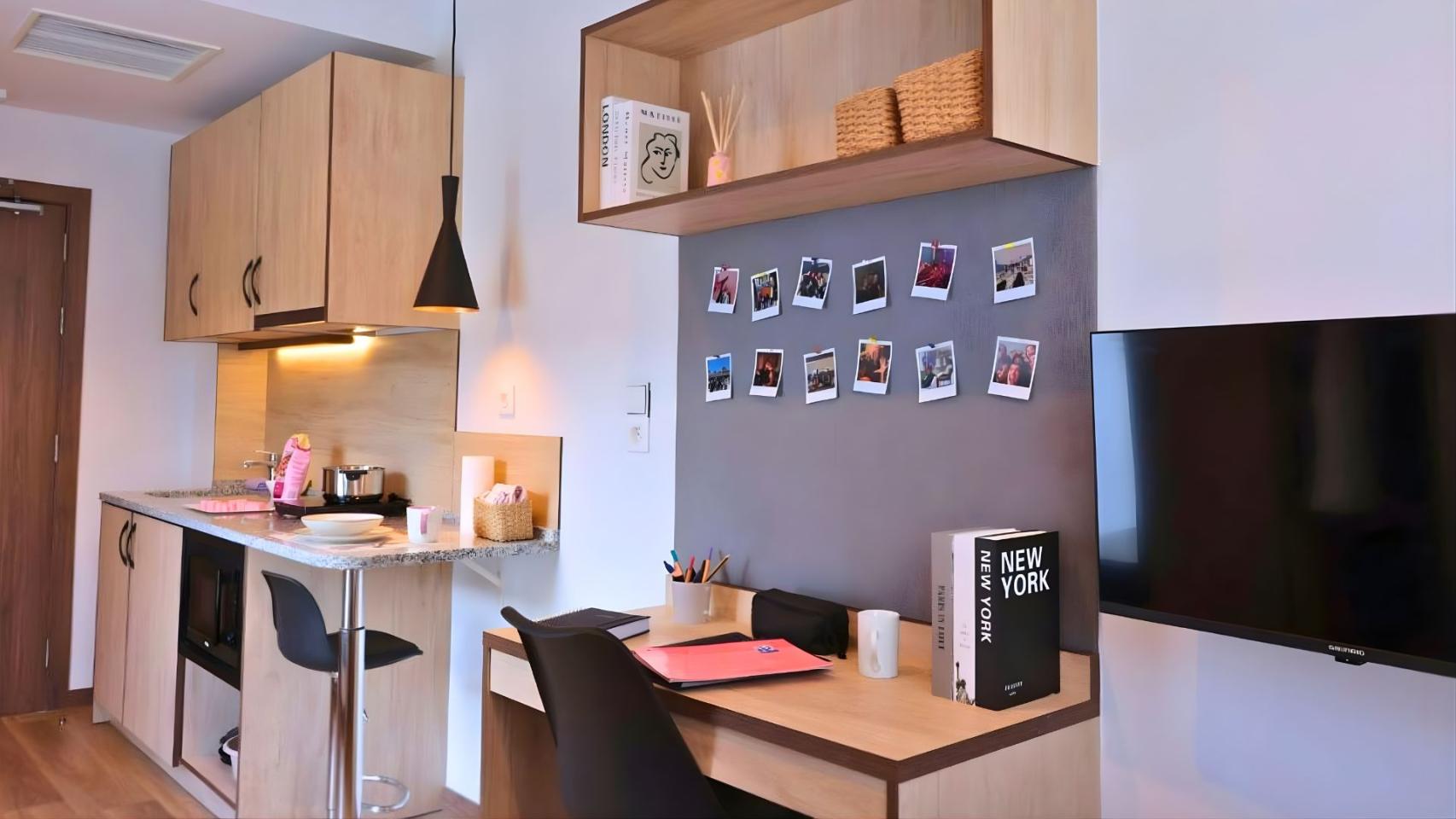 Interior de una habitación en una residencia de estudiantes