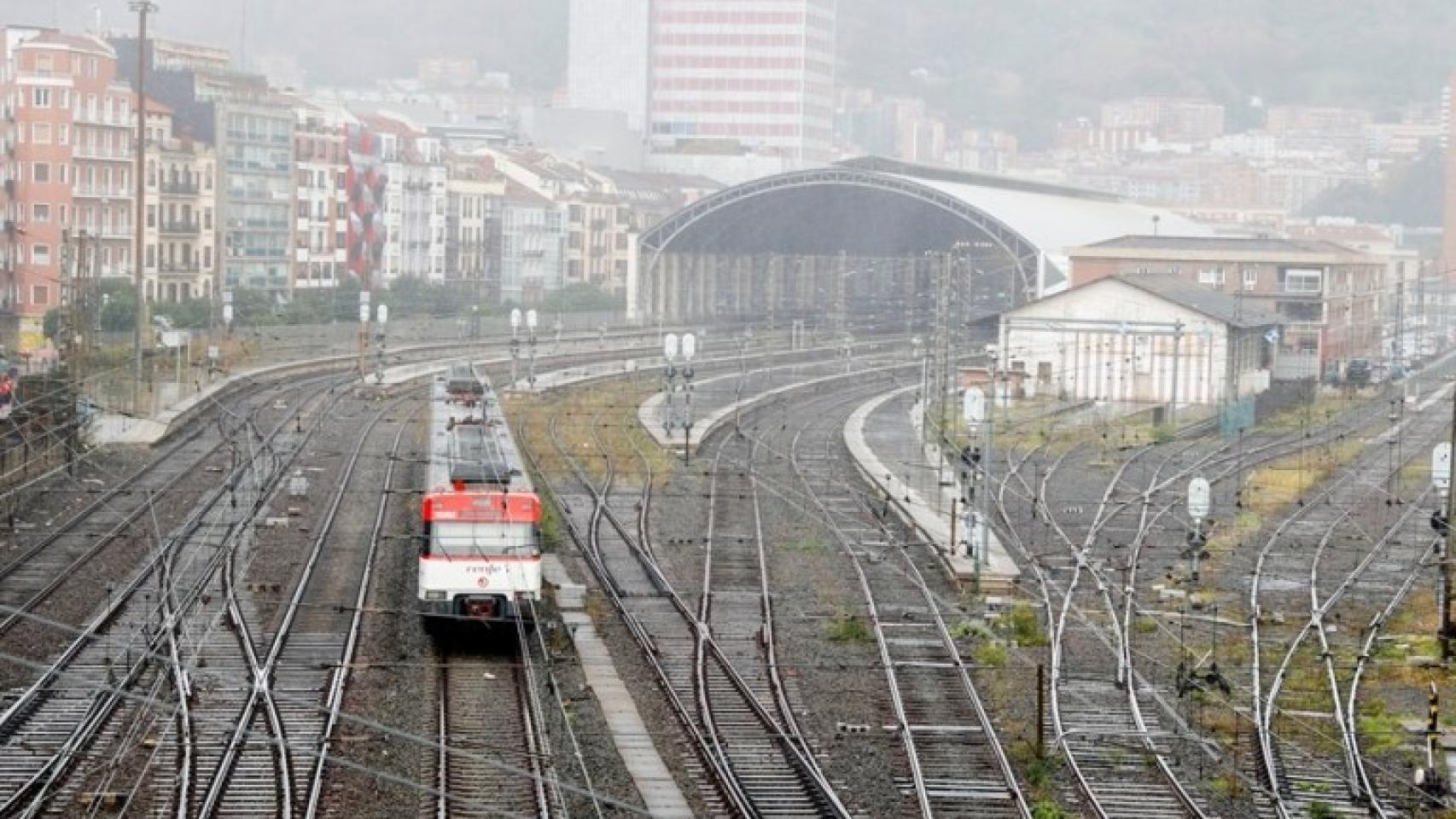 Imagen de archivo de la estación de Abando en Bilbao donde entrará el TAV