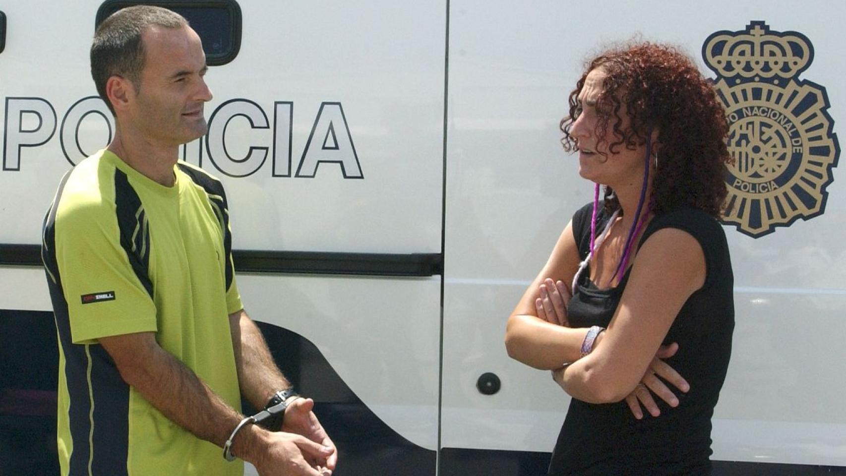 El preso de ETA Olarra Guridi cuando fue entregado a España. 