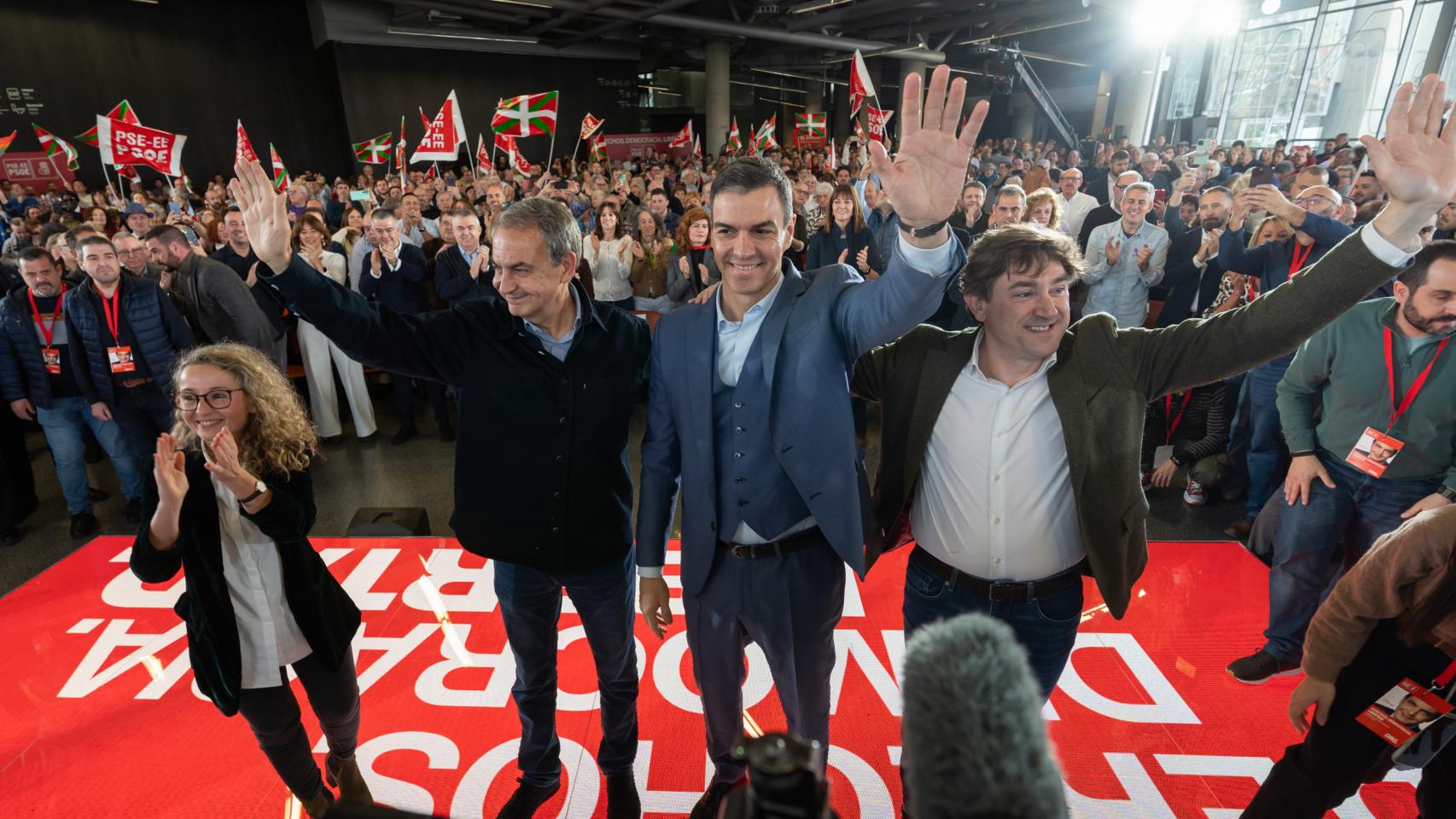 José Luis Rodríguez Zapatero y Pedro Sánchez acompañan a Eneko Andueza en la campaña de las elecciones vascas de 2024