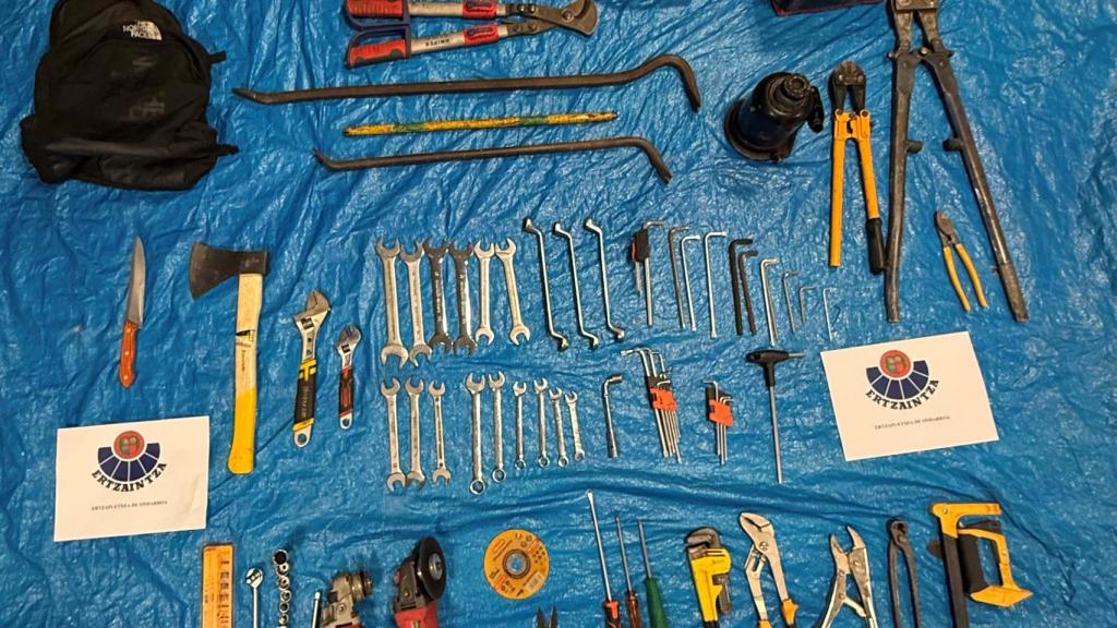 Herramientas sustraídas a los detenidos