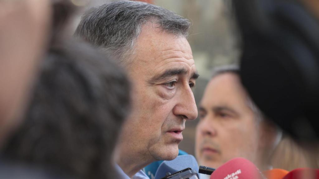 El presidente del PNV, Aitor Esteban, en la imagen, donde ha afirmado este jueves que la legislatura ha llegado a su fin y el interés general demanda la convocatoria de elecciones generales este año.