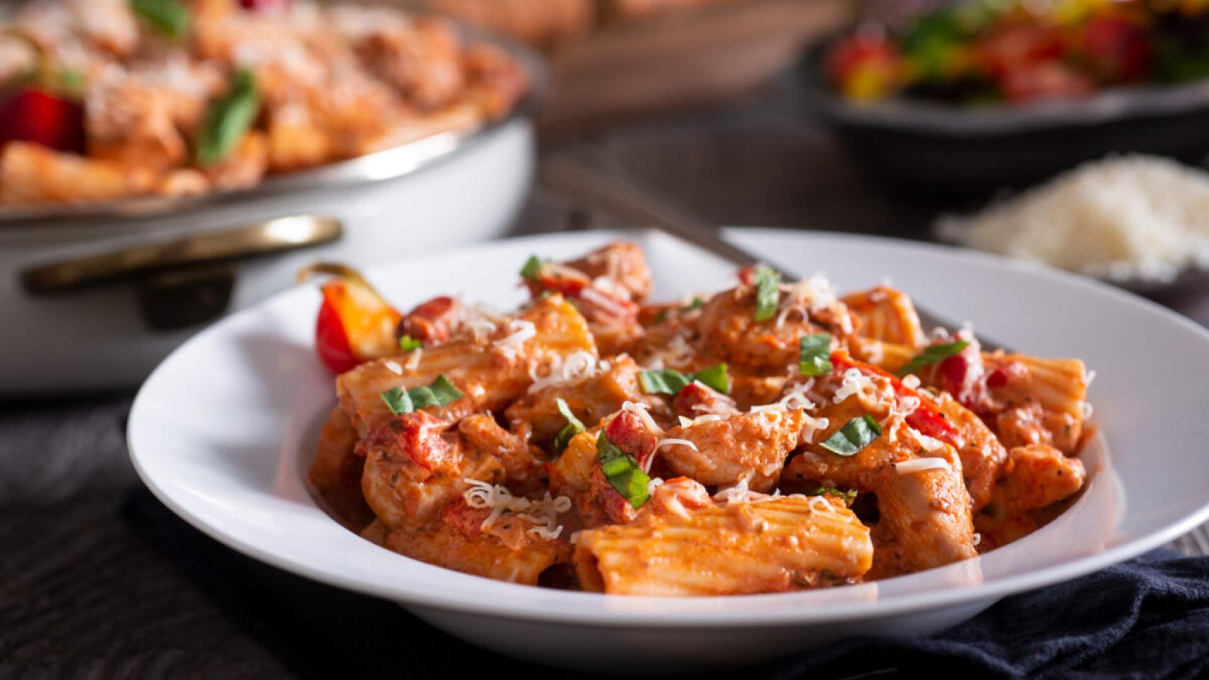 Macarrones con tomate. 