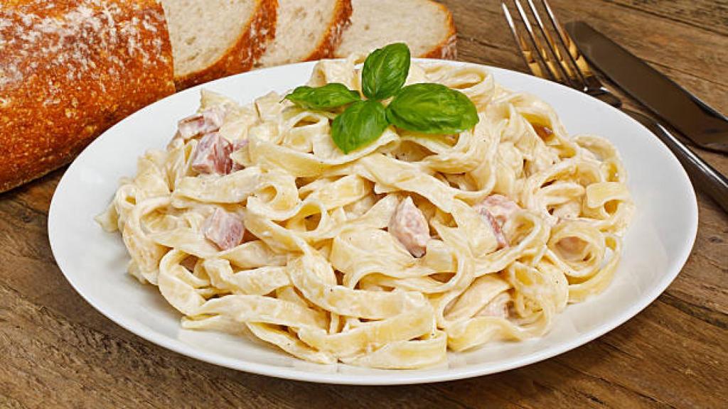 Pasta a la carbonara. 