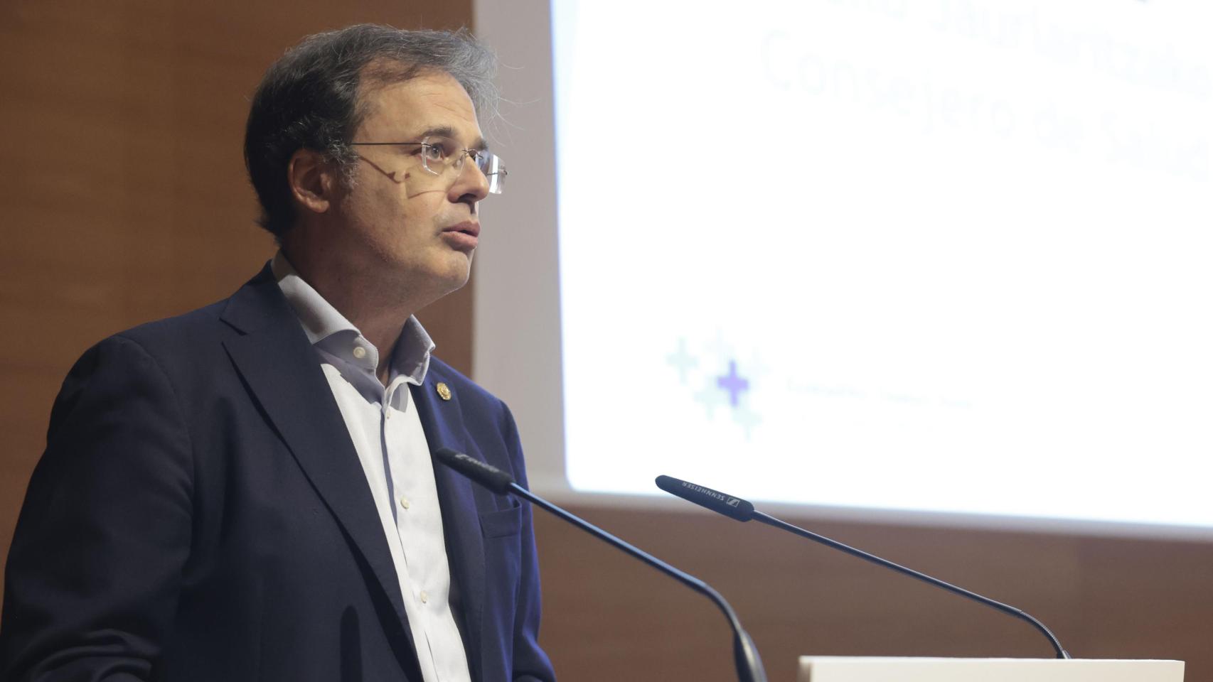 El consejero de Salud, Alberto Martínez