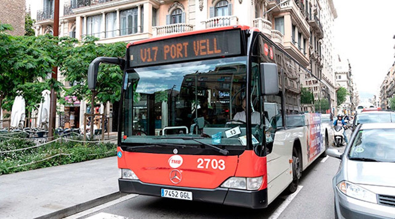 Un bus de TMB en Barcelona / TMB