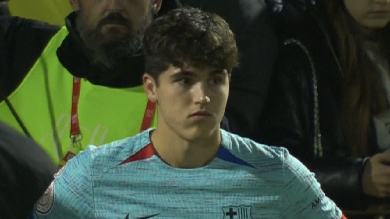 Pau Cubarsí, en el seu debut oficial amb el primer equip del Barça
