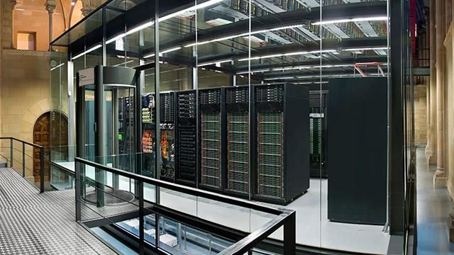 Interior del Barcelona Supercomputing Center