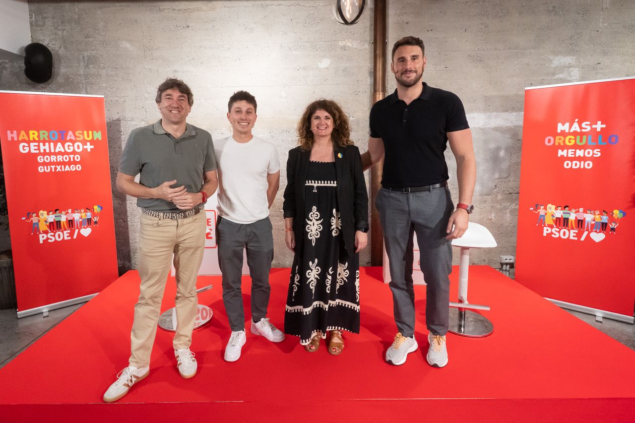 Evento “Con mucho orgullo”, organizado por la secretaría LGTBI del PSE-EE en Bilbao