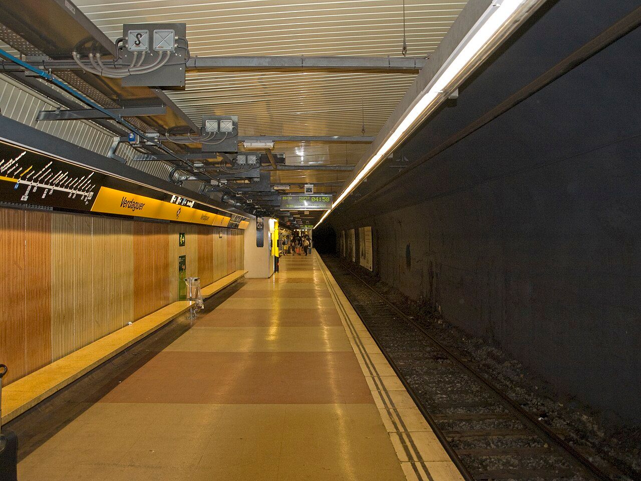Estación de la L4 de Verdaguer del metro de Barcelona