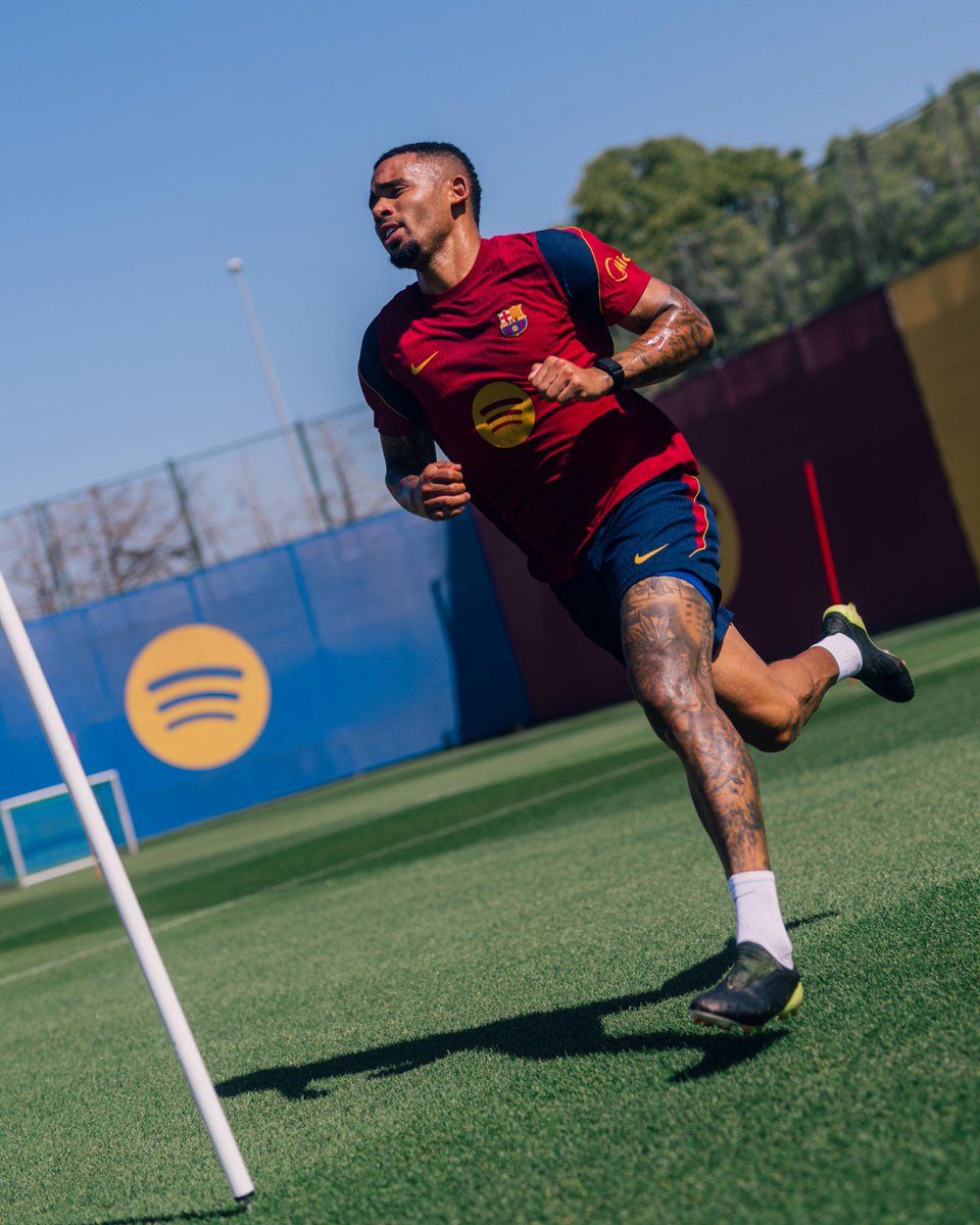 Gabriel Jesus se entrena por primera vez con el Barça