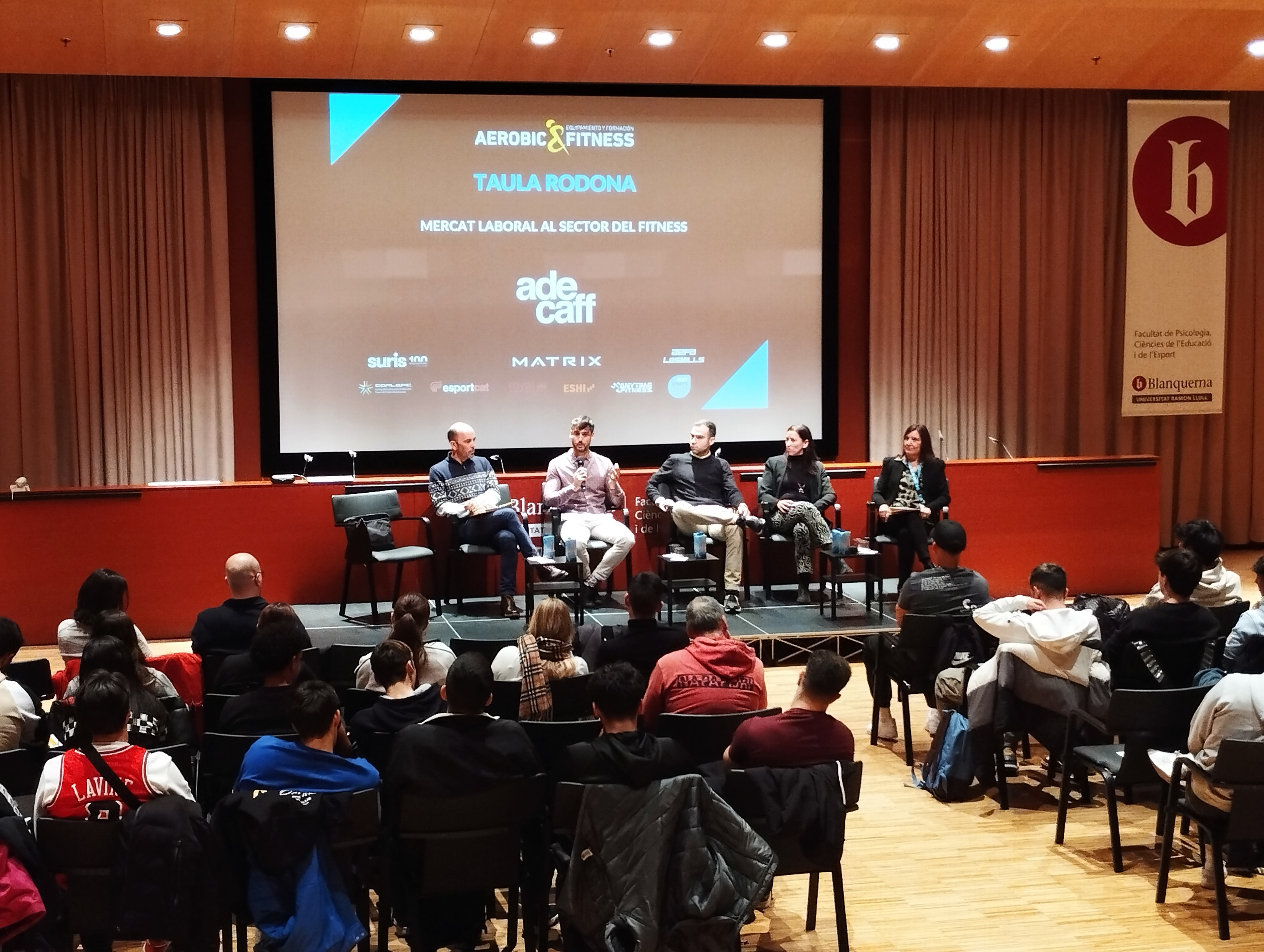 Mesa redonda sobre el mercado laboral del fitness / VR - CG