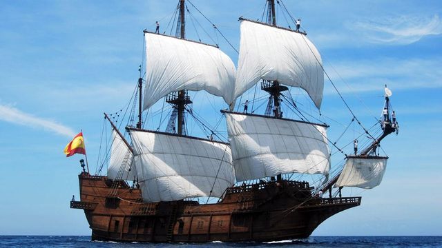 El galeón 'Andalucia' amarra en Arenys de Mar /EP