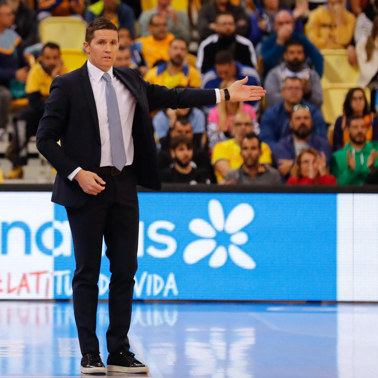 Laka Lakovic, entrenador del Gran Canaria, en un partido de la Liga Endesa : EFE