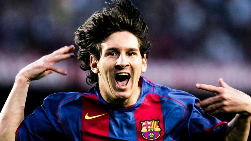 La euforia de un joven Leo Messi al marcar su primer gol con el Barça / FCB