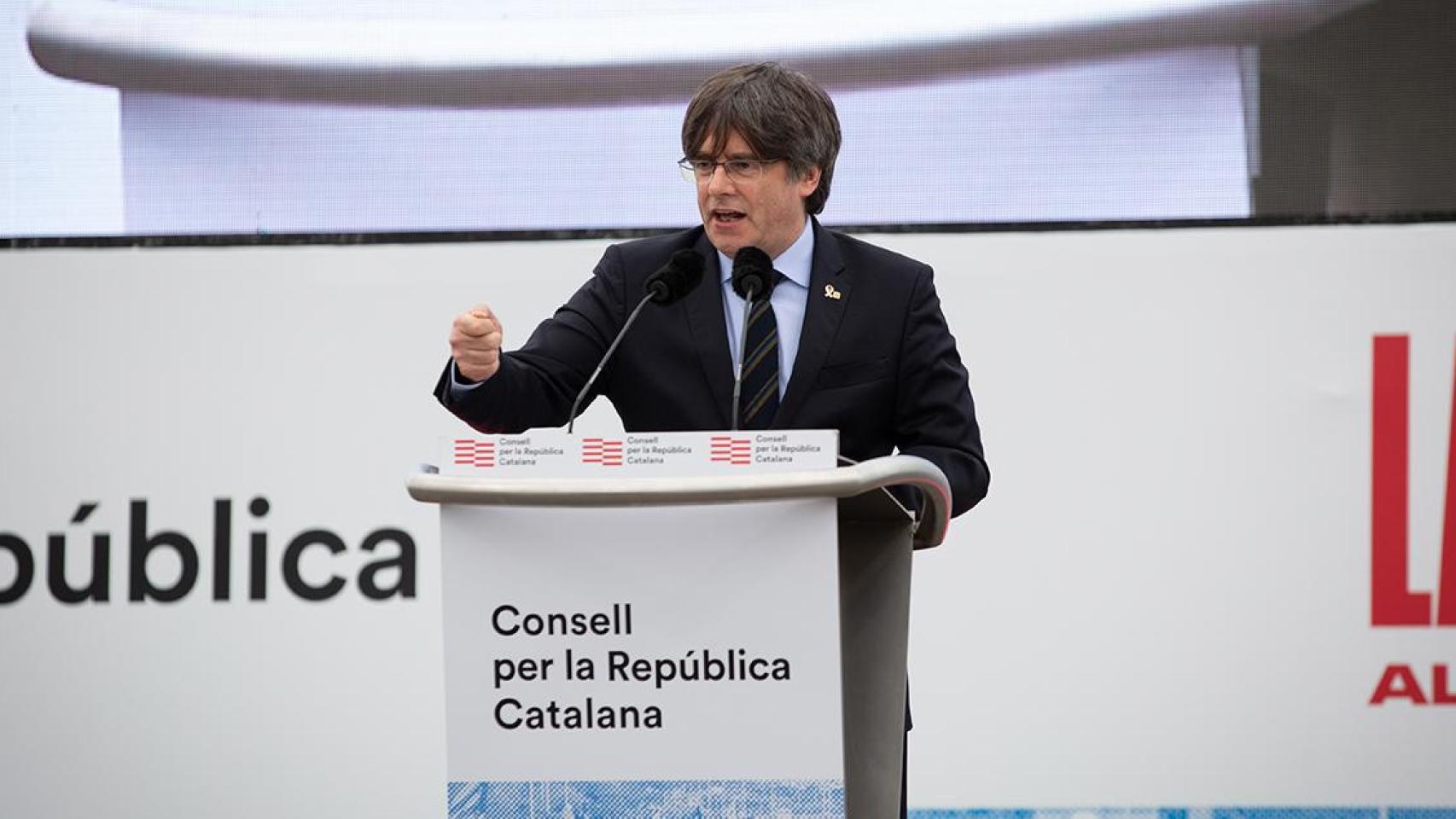 El expresidente de la Generalitat de Cataluña Carles Puigdemont, en el acto del Consell per la República en Perpiñán (Francia) el 29 de febrero de 2020