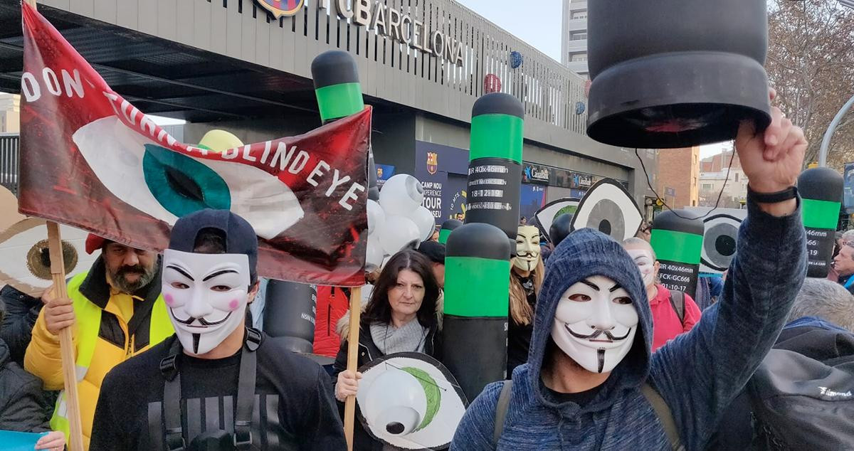 Miembros de Tsunami Democràtic en los alrededores del Camp Nou / EP