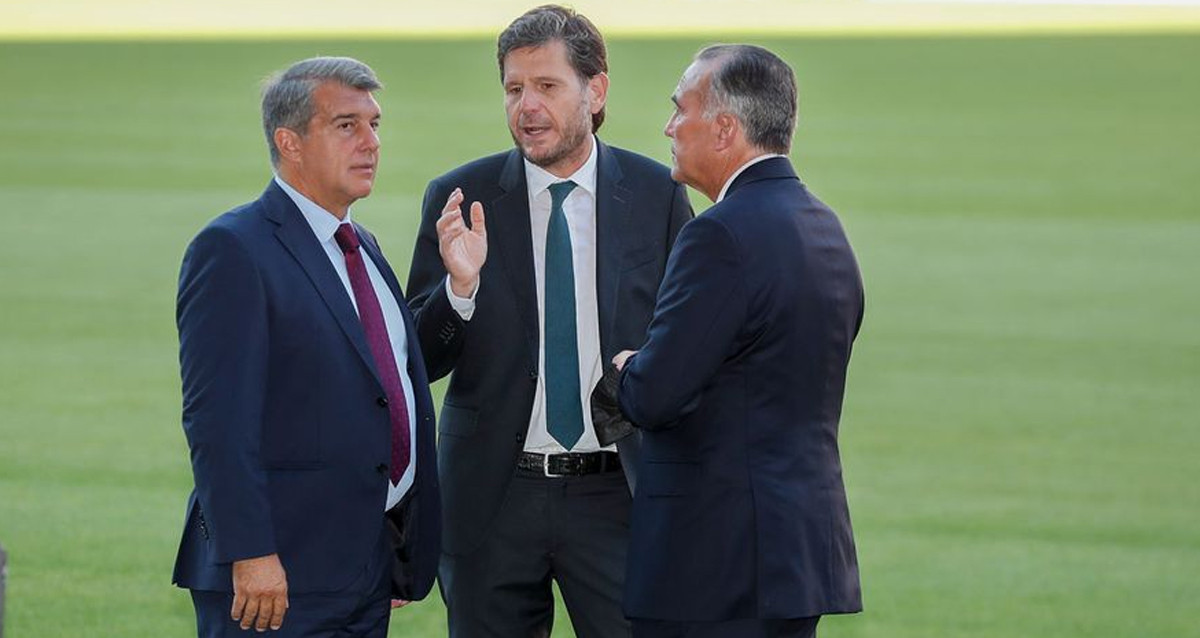 Joan Laporta, Mateu Alemany y Rafa Yuste, debatiendo sobre los temas del Barça / FCB