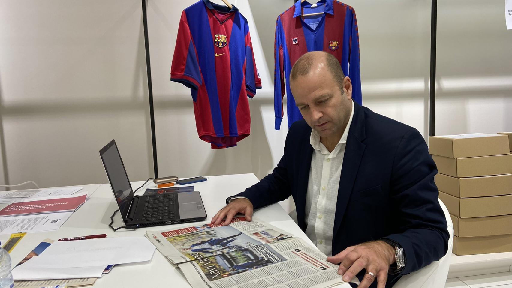 Xavier Vilajoana en su sede de precampaña a las elecciones del Barça / 'Futur con ADN Barça'