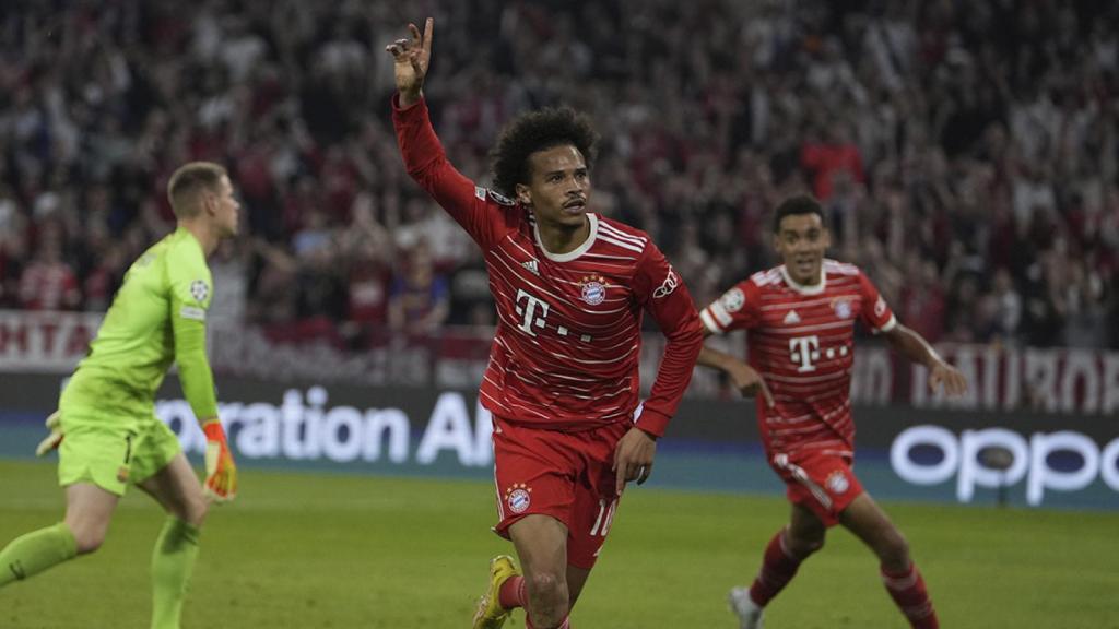 Leroy Sané celebra su gol contra el Barça