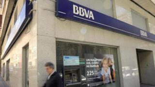 El BBVA fue una de las entidades afectadas por el 1-O tras la absorción de CatalunyaCaixa y Unnim / EFE