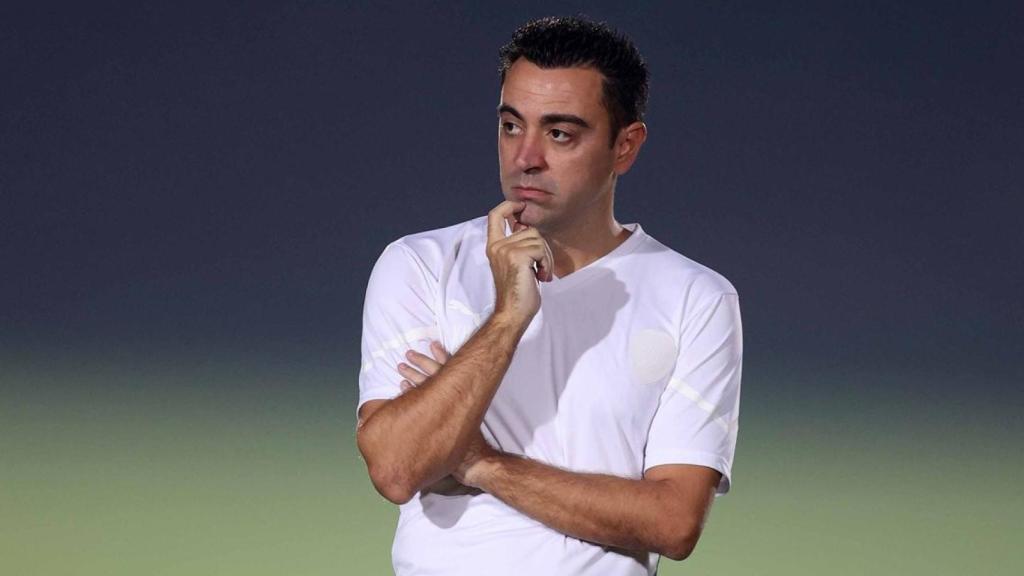 Xavi Hernández, dirigiendo un entrenamiento en el fútbol qatarí / Al-Sadd