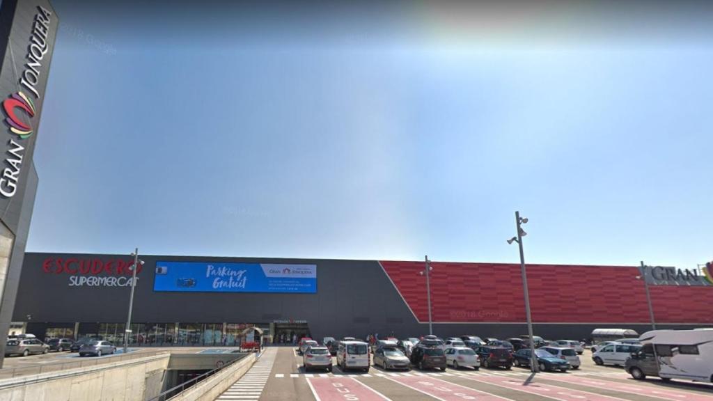'Outlet' de La Jonquera propiedad del empresario Antonio Escudero