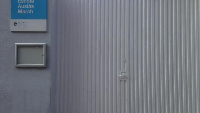 Una de las entradas a la escuela Ausiàs March / M.S.