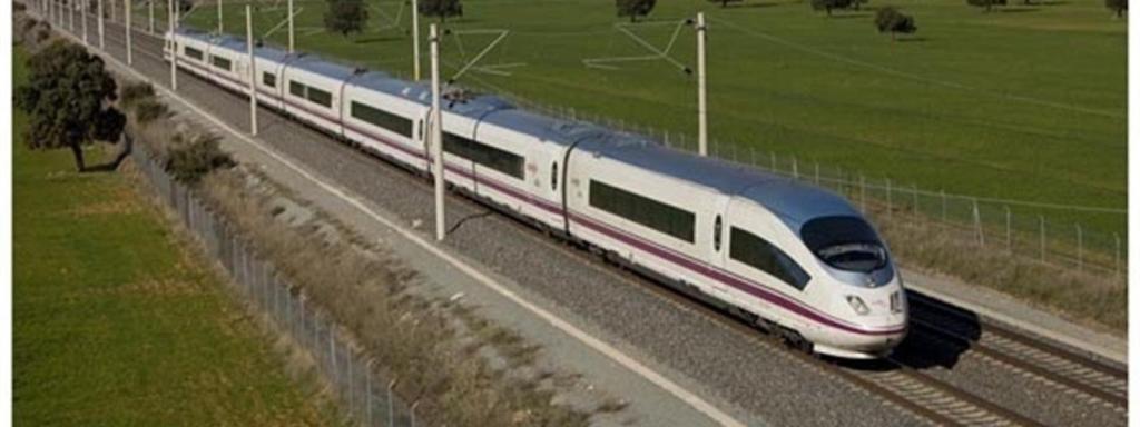 Un tren AVE en una imatge d'arxiu
