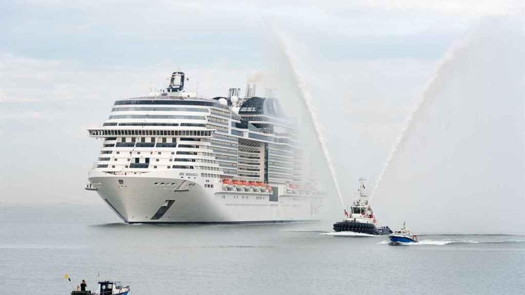 El MSC Meraviglia tiene capacidad para 5.714 pasajeros y es el mayor crucera construido por un armador europeo / MSC