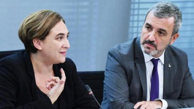 Ada Colau Jaume Collboni compareixenca EDIIMA20160505 0777 21_570x340