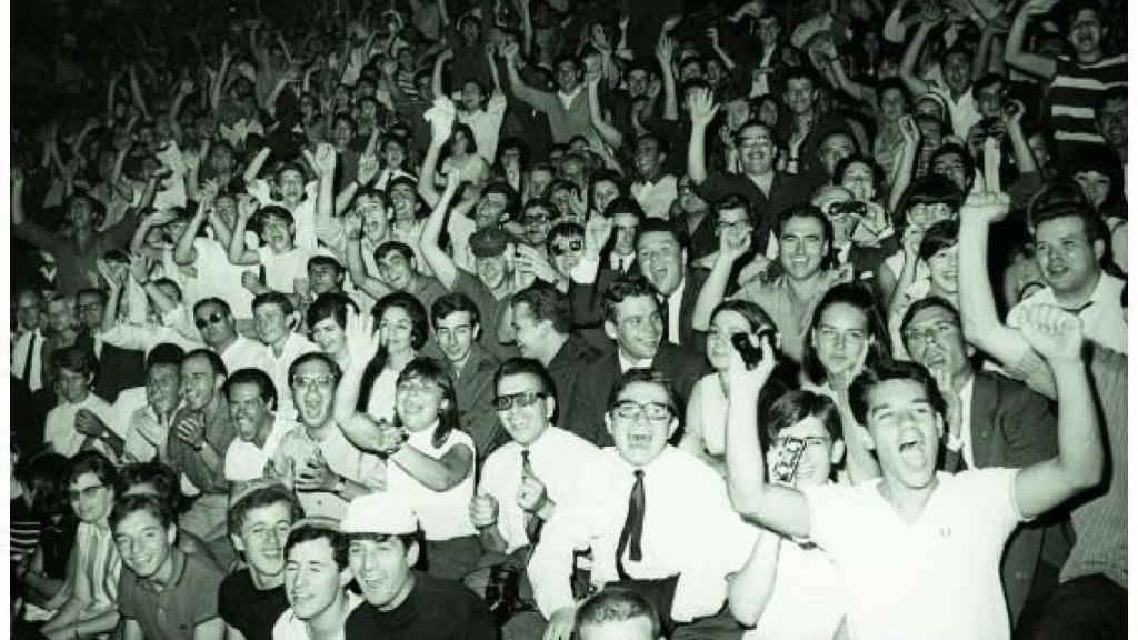 Asistentes al concierto de Los Beatles en la Monumental / Pérez de Rozas- AFB