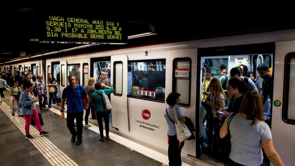 Una parada de la L3 del Metro de Barcelona