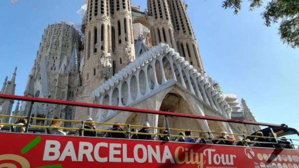 Vista de la Sagrada Família / P.B.