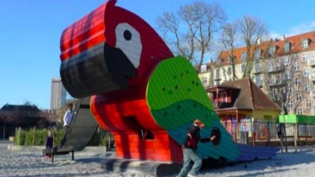 Zona infantil en Barcelona / AJUNTAMENT DE BARCELONA