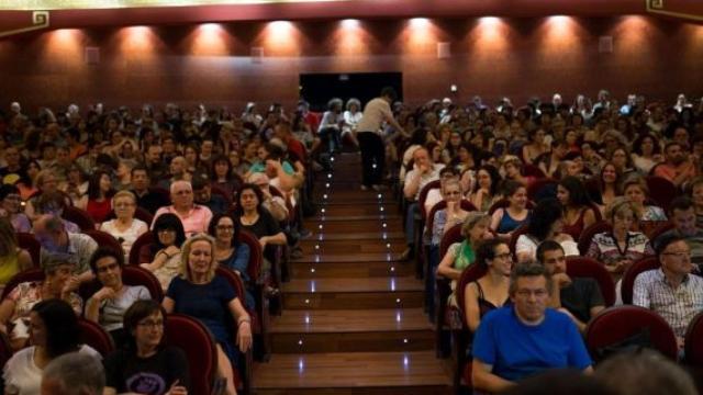 El teatro Olimpia se lleno con motivo de la gala de entrega los Premios Luis Buñuel Fotografo Jorge Dueso 2000x1000_570x340
