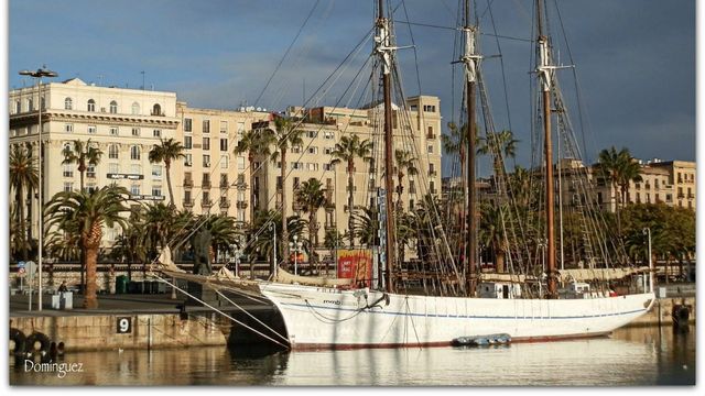 El pailebote 'Santa Eulalia', orgullo de Barcelona, cumple cien años y otros veleros históricos han venido a rendirle homenaje / MM