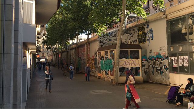 La reforma de Sant Antoni es una de las obras que el gobierno frentará por los recortes / JORDI SUBIRANA