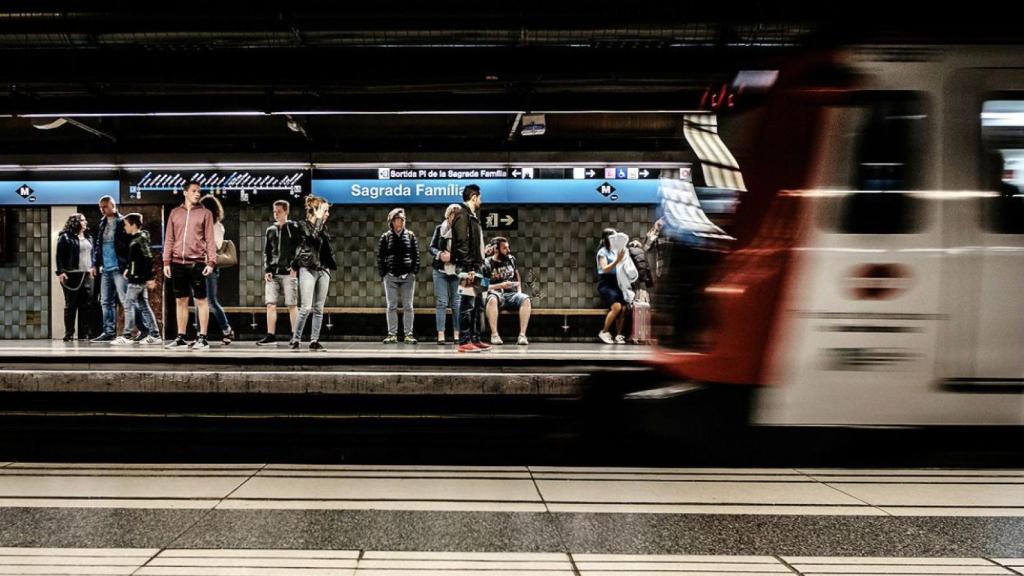 Una imagen en la estación de Sagrada Família