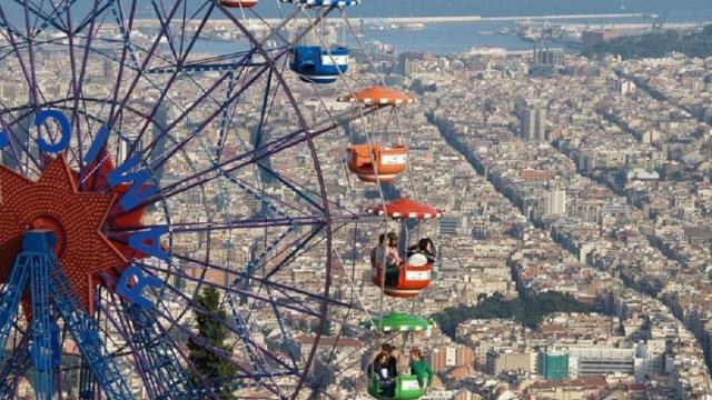 Las entradas para disfrutar de las atracciones del Tibidabo cuestan igual compradas en taquilla que 'on line' / Archivo
