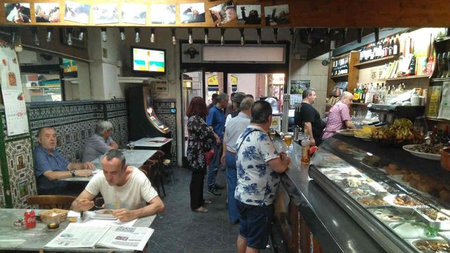La Bodega d'en Rafel en la calle Manso